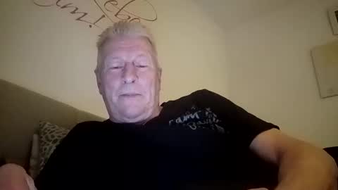 andyk1704 online show from 01-23-25, 03:11