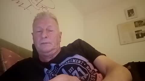 andyk1704 online show from 01-29-25, 04:41