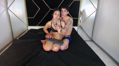 AndyliveandSofi online show from 12-16-25, 01:05