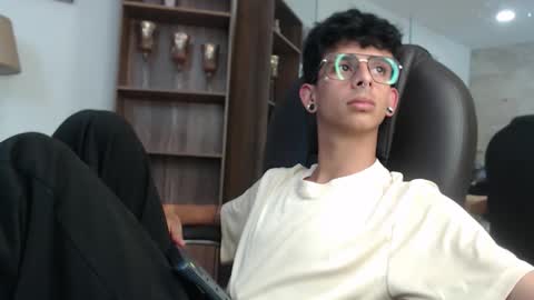 andyxibrat online show from 04-18-26, 07:58