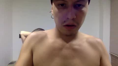 Snapshot of andyzuzka chatting on 09-10-25, 12:32 andyzuzka online show from 09-10-25, 12:32