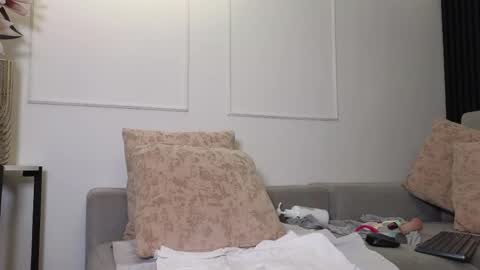 Anell online show from 04-04-26, 07:33