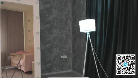 Anelly online show from 07-20-26, 10:39