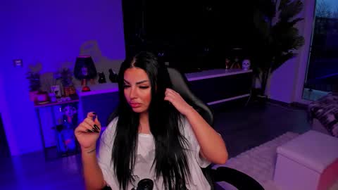 Anne online show from 03-30-26, 04:30