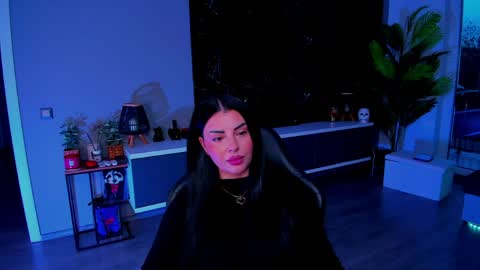 Snapshot of anemariejolie chatting on 04-28-26, 05:18 Anne online show from 04-28-26, 05:18
