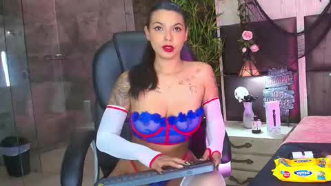 anette_bennet online show from 10-26-25, 01:06