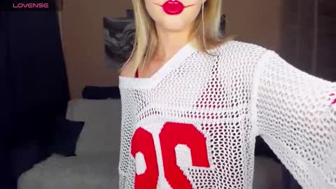 Anfisa online show from 11-11-25, 05:24