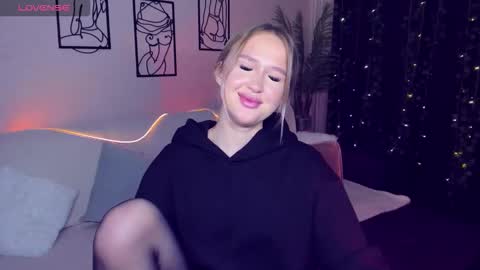 Anfisa online show from 12-03-25, 05:44