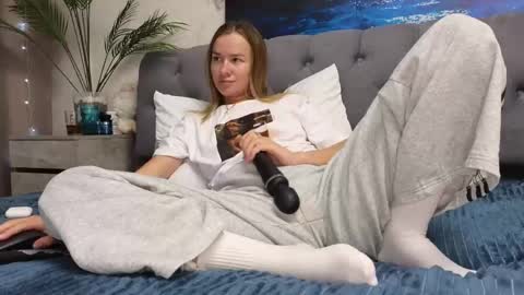 Snapshot of ange1ok chatting on 05-06-26, 02:55 ange1ok online show from 05-06-26, 02:55