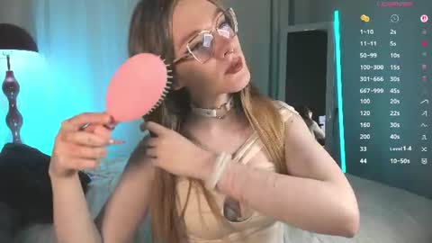 Ange online show from 06-14-26, 07:32