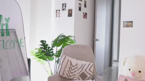 Angel online show from 03-25-26, 02:45