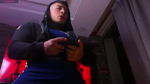 Angel online show from 09-22-25, 01:07