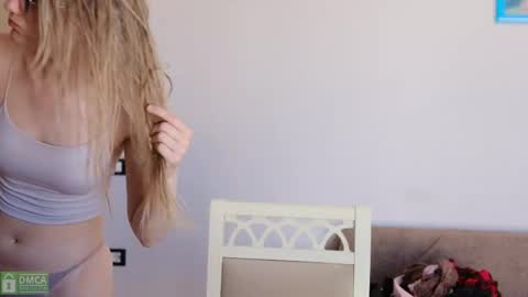 Snapshot of angeellina chatting on 05-18-26, 12:11 angeellina online show from 05-18-26, 12:11