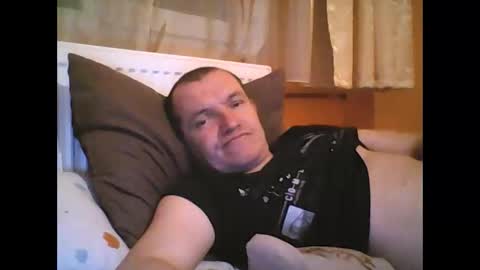 Angel online show from 02-13-26, 04:47