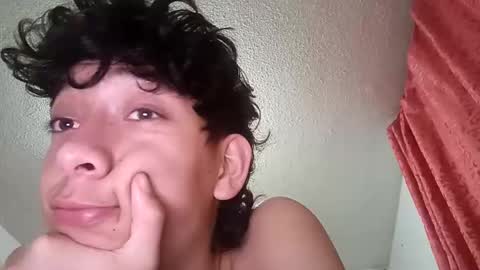 Snapshot of angel460539 chatting on 11-03-25, 02:46 Angel online show from 11-03-25, 02:46