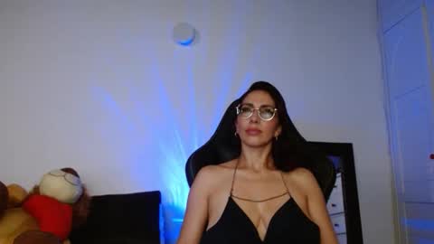 angel blackhot online show from 12-15-25, 04:28