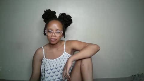 angel_cheupe online show from 11-20-25, 06:40