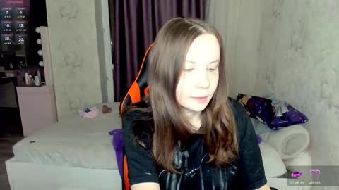 Fallen Angel online show from 10-29-25, 12:35