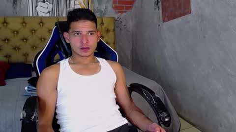 Angel Dusstt online show from 11-26-25, 01:01