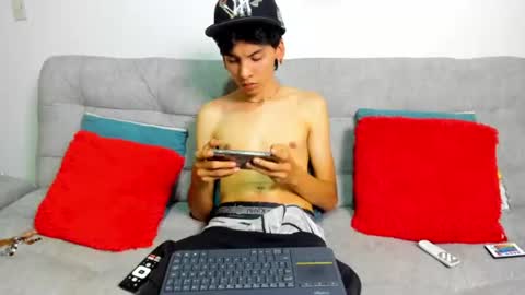 angel_dustt1 online show from 06-26-26, 09:30