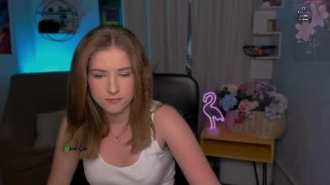 Snapshot of angel_hip chatting on 07-28-26, 04:50 angel_hip online show from 07-28-26, 04:50