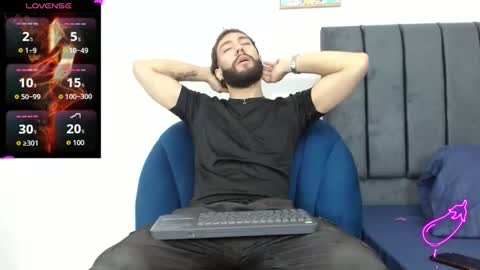 angel_kyrozz online show from 11-17-25, 01:33