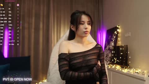 Snapshot of angel_luisa chatting on 12-19-25, 02:18 Luisa online show from 12-19-25, 02:18