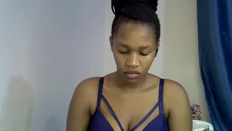 angel_mia5 online show from 03-17-26, 04:06