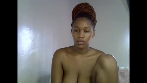 angel_mia5 online show from 04-25-26, 12:41