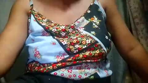 angel_pilipinaxxx10 online show from 02-05-26, 10:25