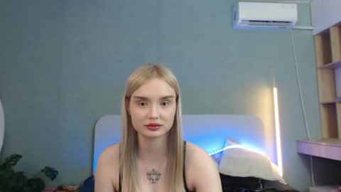 Snapshot of angel_share chatting on 05-26-26, 12:34 Angela online show from 05-26-26, 12:34