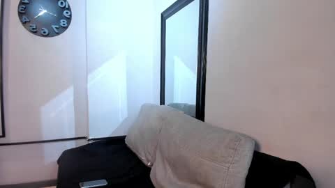 Angel  online show from 04-23-26, 11:53