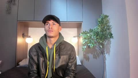 Angel  online show from 04-24-26, 12:07