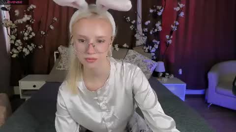 Snapshot of angel_tessa chatting on 06-11-26, 06:11 Angelica online show from 06-11-26, 06:11