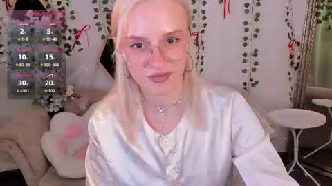 Angelica online show from 06-17-26, 08:43