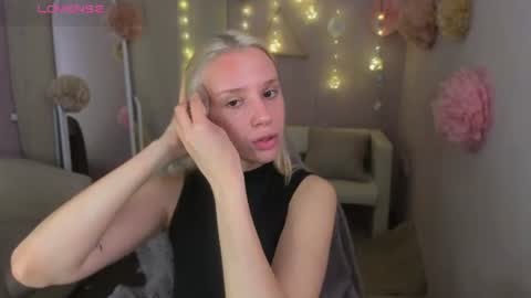 Angelica online show from 06-28-26, 08:59