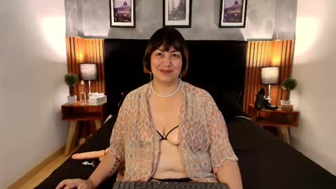 angel_velvet_ online show from 11-06-25, 04:30