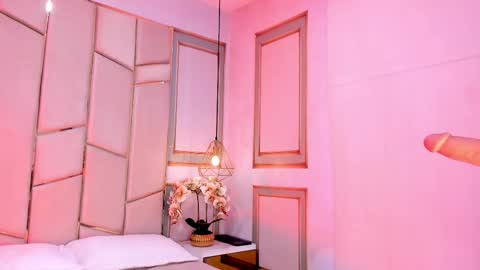 Snapshot of angel_vibes_ chatting on 01-15-26, 06:22 Angel online show from 01-15-26, 06:22