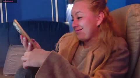 Snapshot of angel_white25 chatting on 04-29-26, 05:30 Angel online show from 04-29-26, 05:30