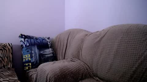 Zoe online show from 10-09-25, 08:34