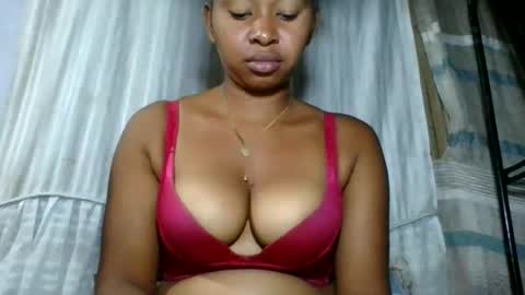 Snapshot of angela0112 chatting on 07-24-26, 05:22 angela0112 online show from 07-24-26, 05:22