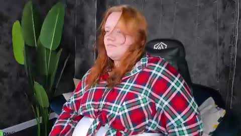 Angela online show from 07-16-26, 08:53