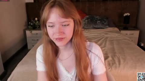 Angela online show from 04-21-26, 12:23