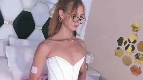 Snapshot of angela_garciaa chatting on 05-15-26, 08:05 angela_garciaa online show from 05-15-26, 08:05
