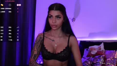 Angela online show from 11-10-25, 01:21