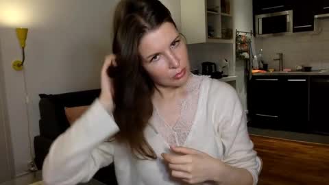 Snapshot of angeladarkk chatting on 11-05-25, 04:40 Angela online show from 11-05-25, 04:40