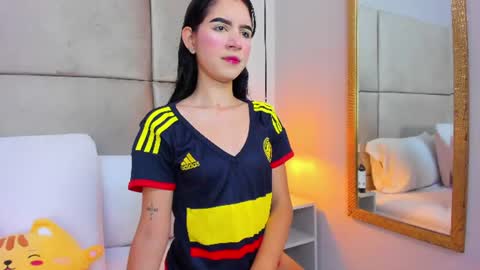 angelag_ online show from 06-28-26, 04:18
