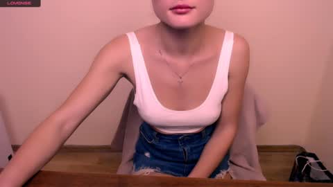 Snapshot of angelalice_ chatting on 12-06-24, 10:38 Alice online show from 12-06-24, 10:38
