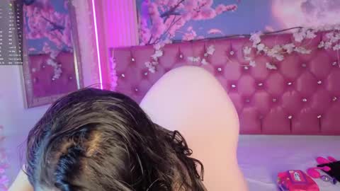 Angela online show from 06-01-26, 07:59