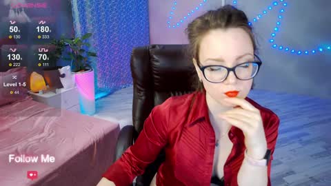 Snapshot of angelawhity chatting on 02-02-25, 03:39 Angela online show from 02-02-25, 03:39